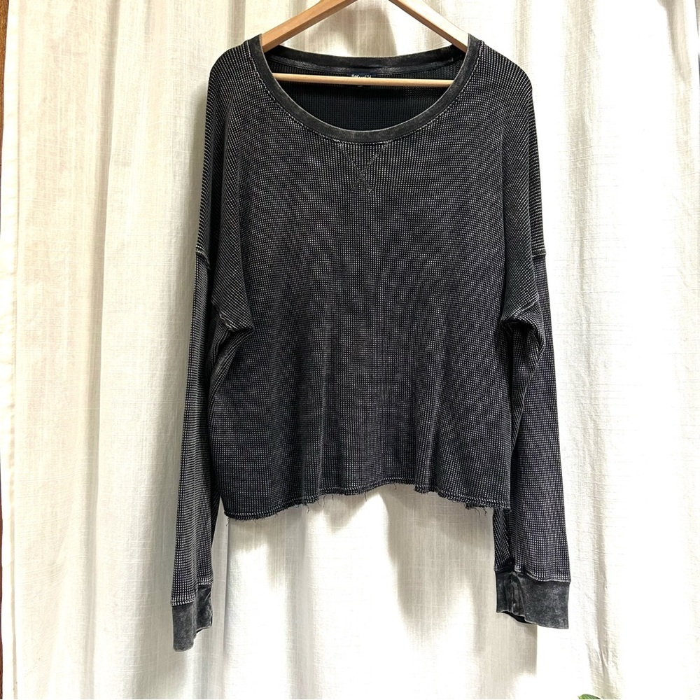 Splendid washed black drop shoulder waffle Henley thermal size XL